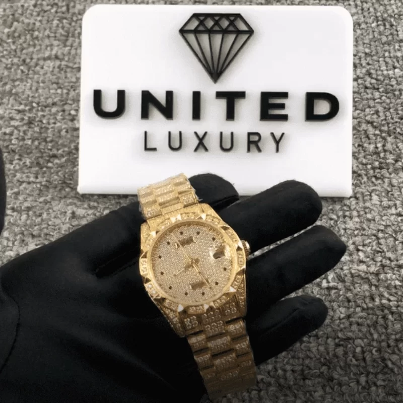 Rolex Cosmograph Daytona 116508 “Iced Out” Top Tier Replica Edition - Image 2
